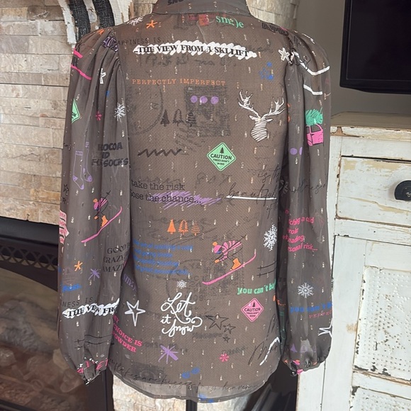 Vilagallo Edina sheer hidden button puff long sleeve Ski You Later blouse skiing - Picture 9 of 16